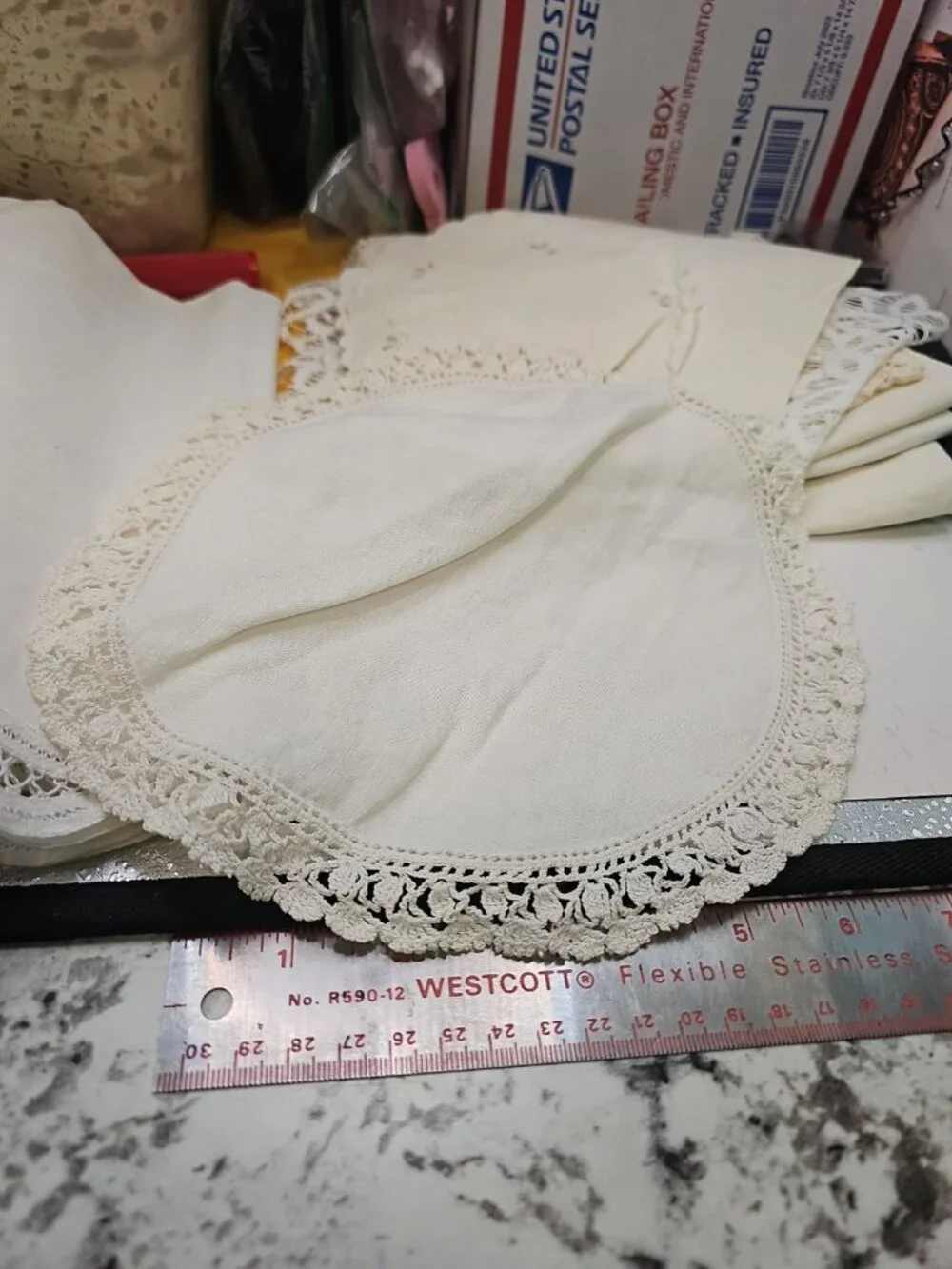 Dollies Lace Borders White & Off White Lot Of 10 Eyelet Placemats Cutouts Linen